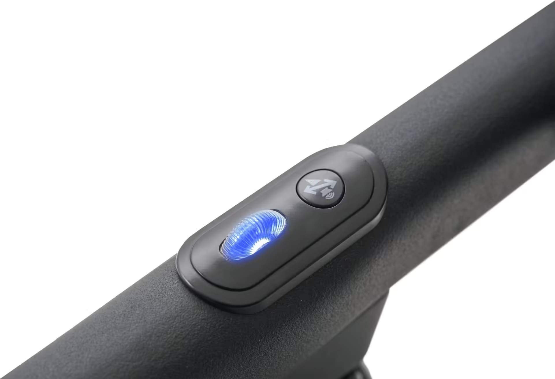 Tapis de course pliable connecté - Modèle STRIDE 6 - ECHELON - Maison/Appartement – Image 3