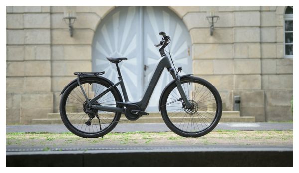 VTC Électrique Cube Kathmandu Hybrid One 800 Easy Entry Shimano Cues 10V 800 Wh 700 mm Gris Shadow 2025 – Image 10