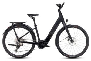 VTC Électrique Cube Kathmandu Hybrid C:62 SLX 400X Easy Entry Shimano Deore 12V 400 Wh 700 mm Gris Carbon Noir 2025