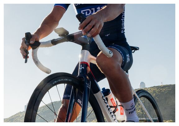 Vélo de Route Wilier Triestina Verticale SLR Shimano Dura-Ace Di2 12V 700 mm Blanc Bleu Groupama-FDJ 2024 – Image 4