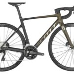 Vélo de Route Scott Addict RC 40 Shimano 105 Di2 12V 700 mm Kaki 2024